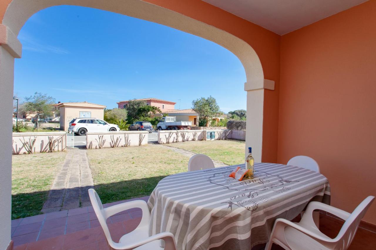 Residence Cinta 5 San Teodoro  Buitenkant foto