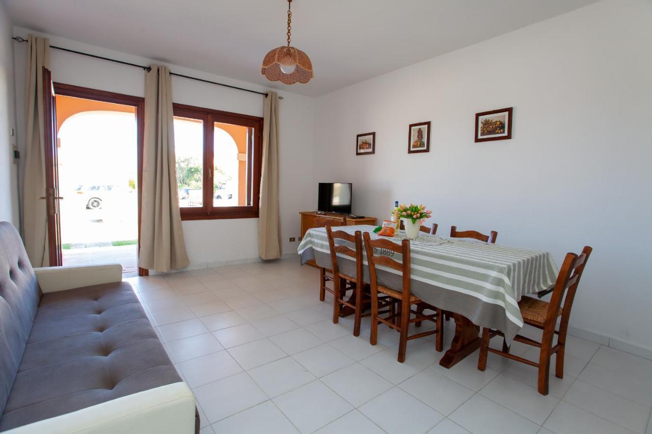 Residence Cinta 5 San Teodoro  Buitenkant foto