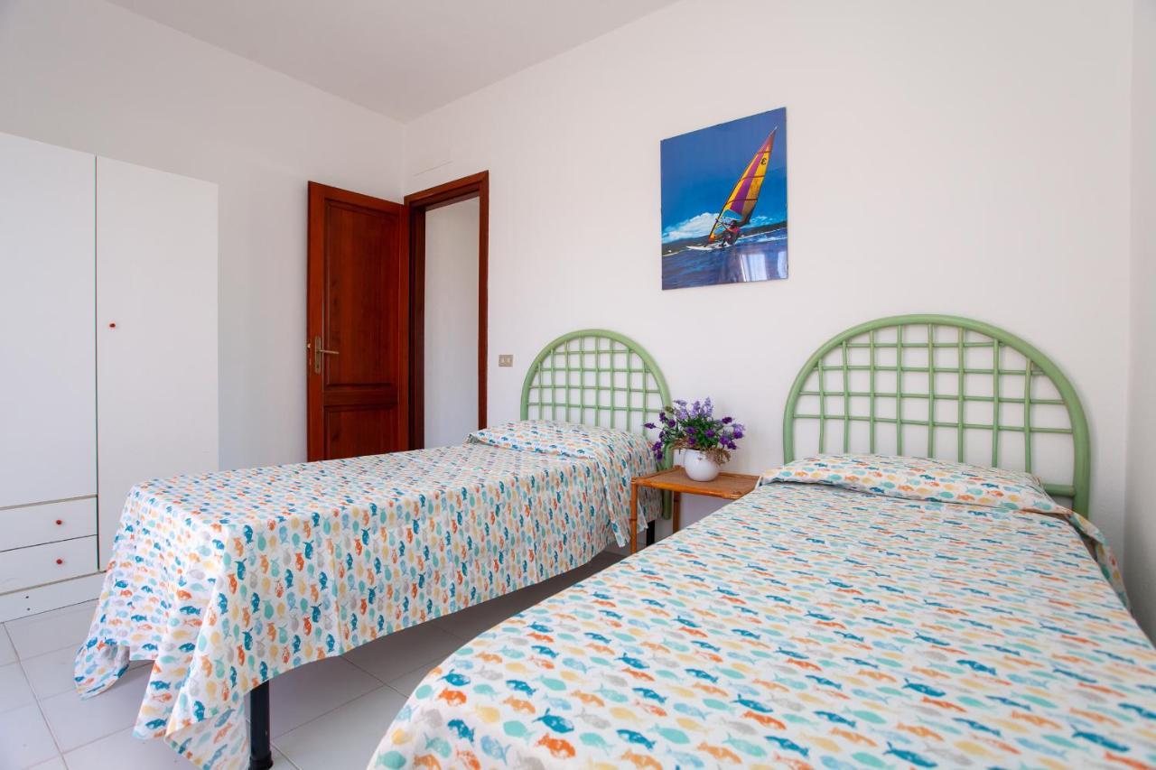 Residence Cinta 5 San Teodoro  Buitenkant foto